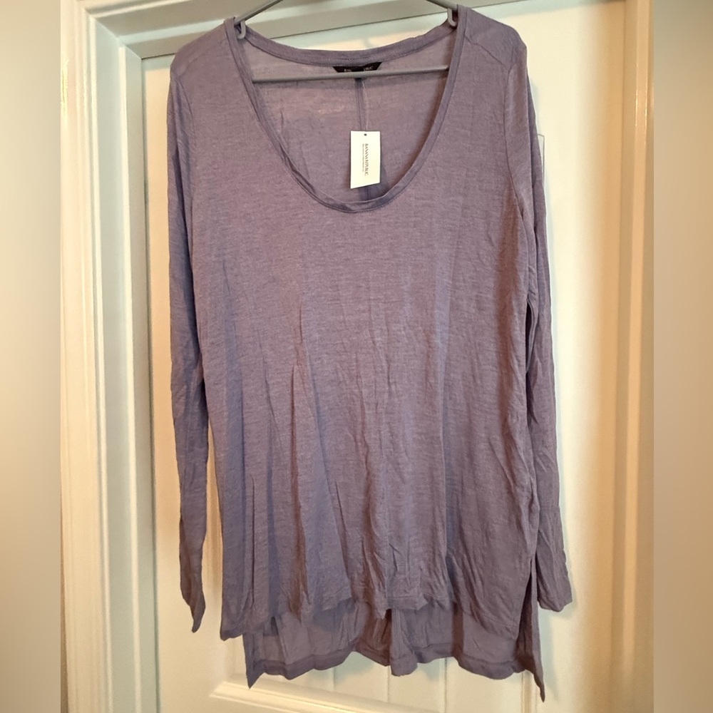 Banana Republic Long Sleeve T-Shirt